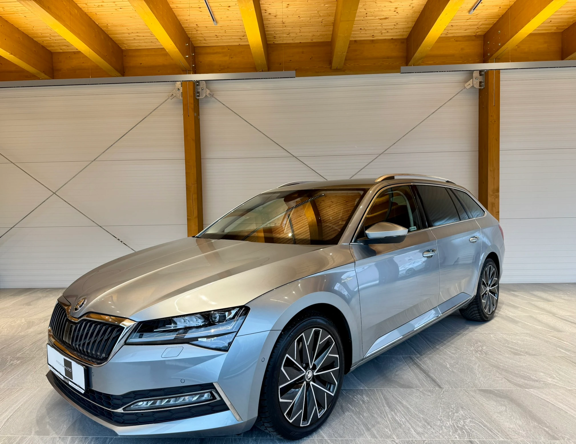 Škoda Superb 2.0 TDi 140 KW DSG L&K 4x4